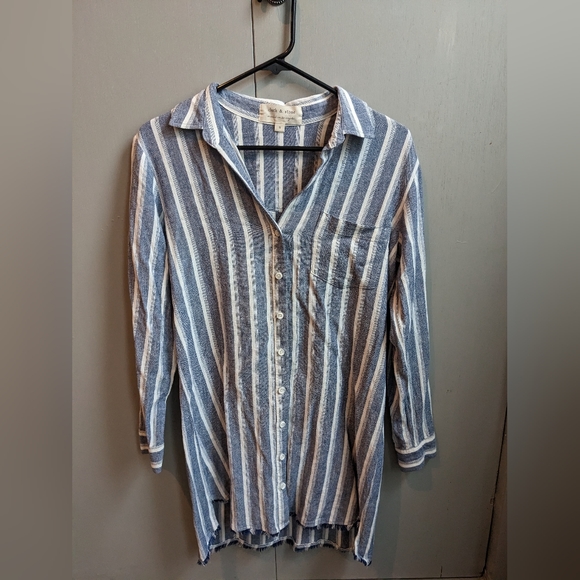 Cloth & Stone Striped button down - Picture 1 of 10